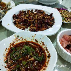 巴国城吃瓜,一场别开生面的吃瓜盛宴