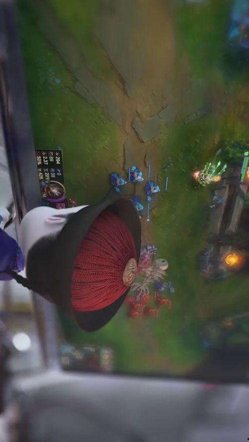 僵小鱼吃瓜,揭秘网络热梗背后的故事